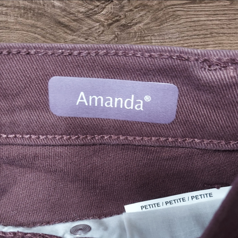GLORIA VANDERBILT AMANDA THE ORIGINAL SLIMMING JEAN WOMEN'S SIZE 8 SHORT WINE - Picture 10 of 13